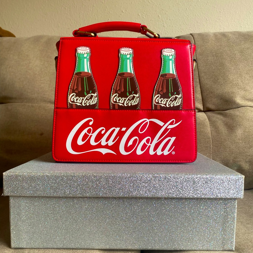 Unique Vintage Red Coca-Cola Purse, NWT and so cute!